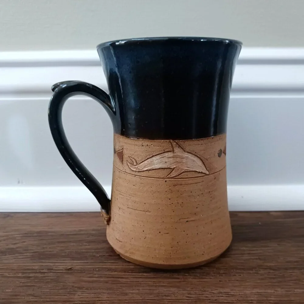 Nelson Pottery‎ Turtle Dolphin Blue Tan Tall Mug Cup 5.25